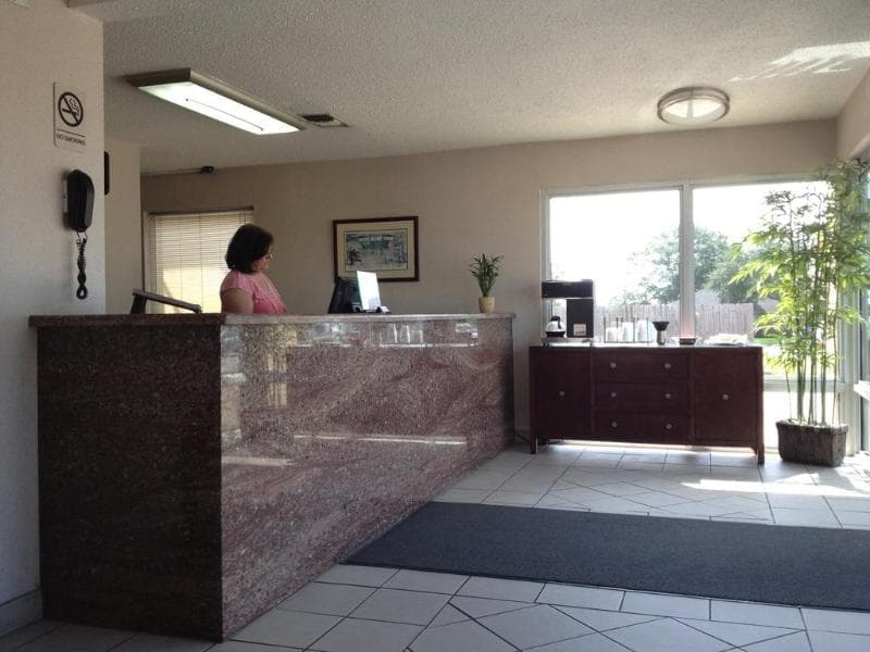 Ez Travel Inn 5