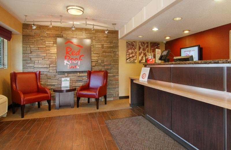 Red Roof Inn Cleveland - Mentor/ Willoughby 4