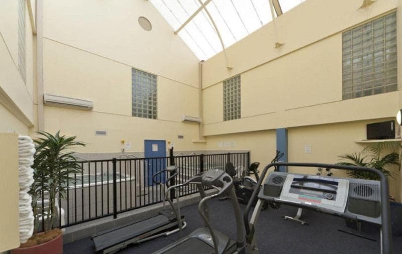 Capital Executive Apartment Hotel Canberra 4