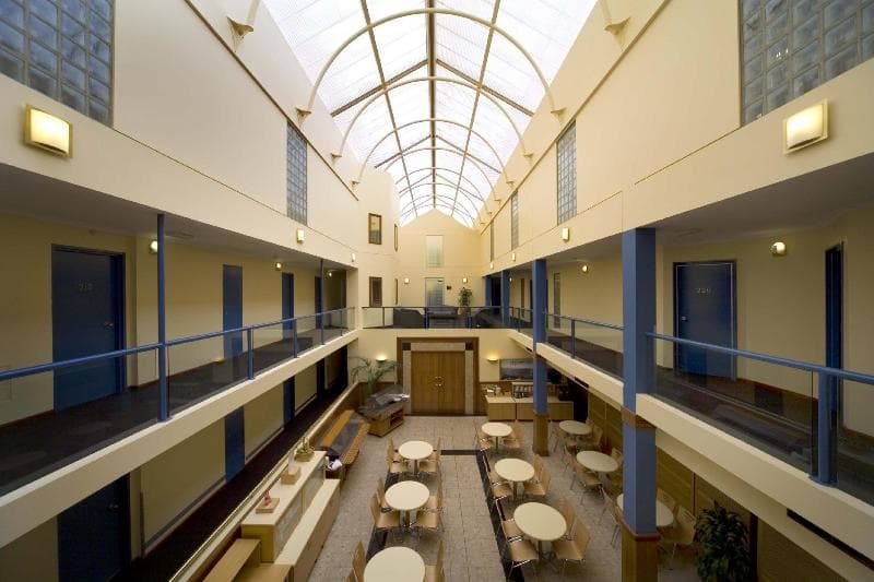 Capital Executive Apartment Hotel Canberra photo 1