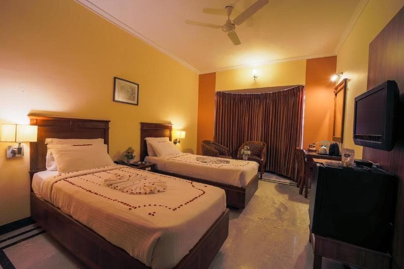 Hotel Grand Palace main