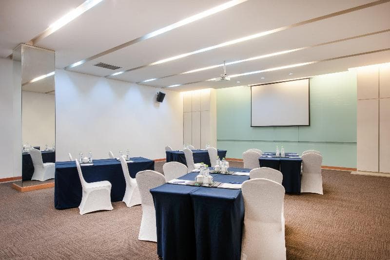 Holiday Inn Express Chongqing Guanyinqiao photo 1