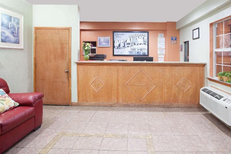Super 8 By Wyndham Chickasha 4