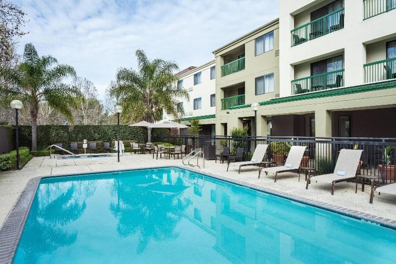 Courtyard Stockton 2
