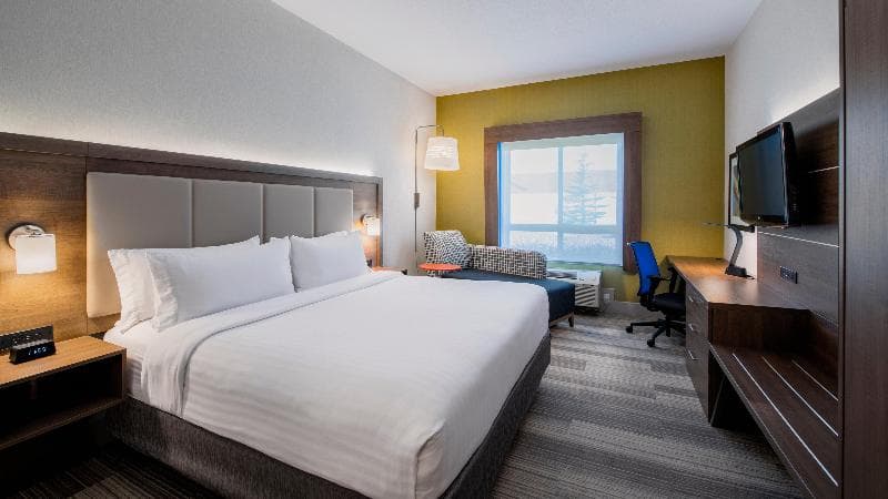 Holiday Inn Express & Suites Airdrie-Calgary North photo 1