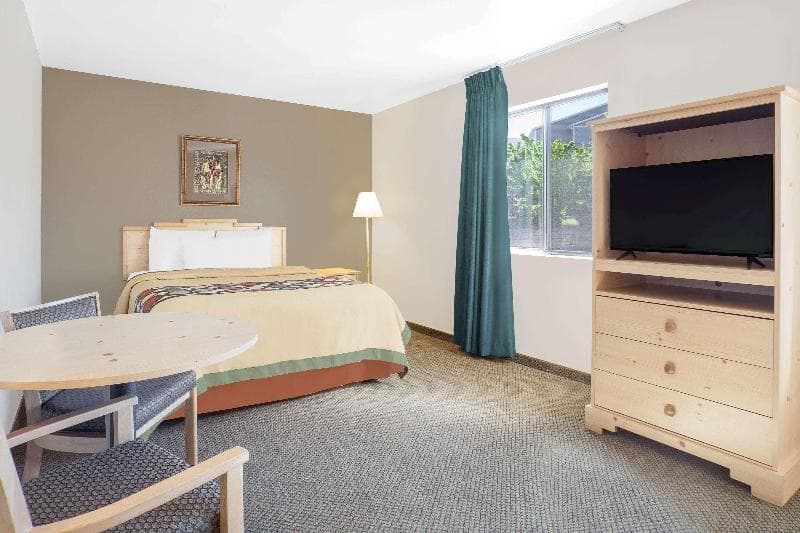 Super 8 By Wyndham Moscow 5