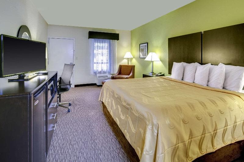 Quality Inn Asheville Downtown Tunnel Road 5