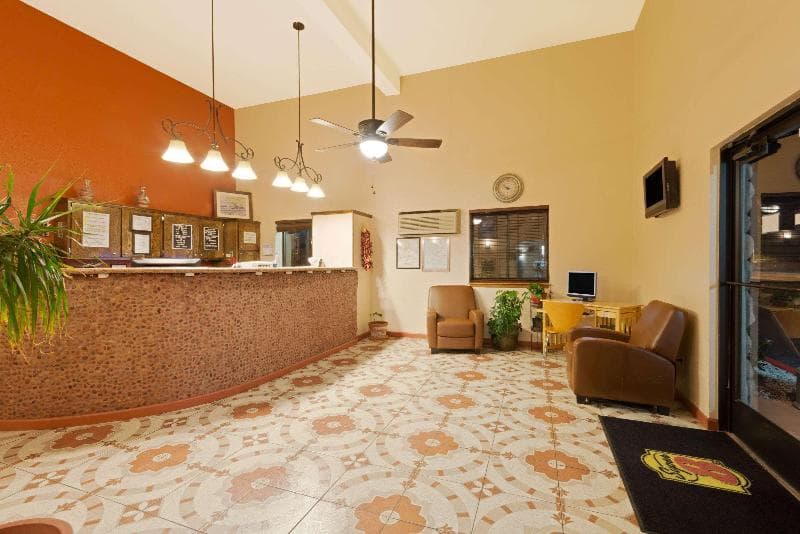 Super 8 by Wyndham Las Cruces/White Sands Area 3