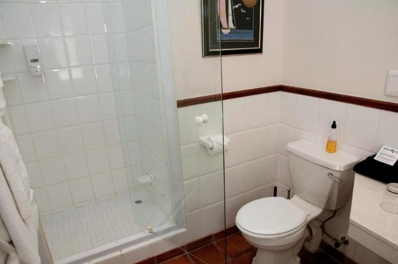 Hide Away Guest House 5