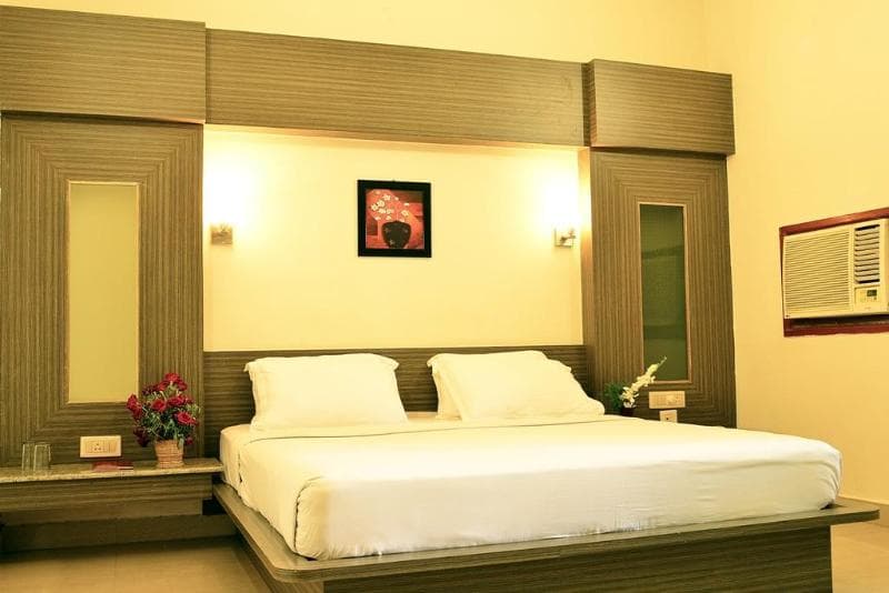 Green Coconut Resort photo 1