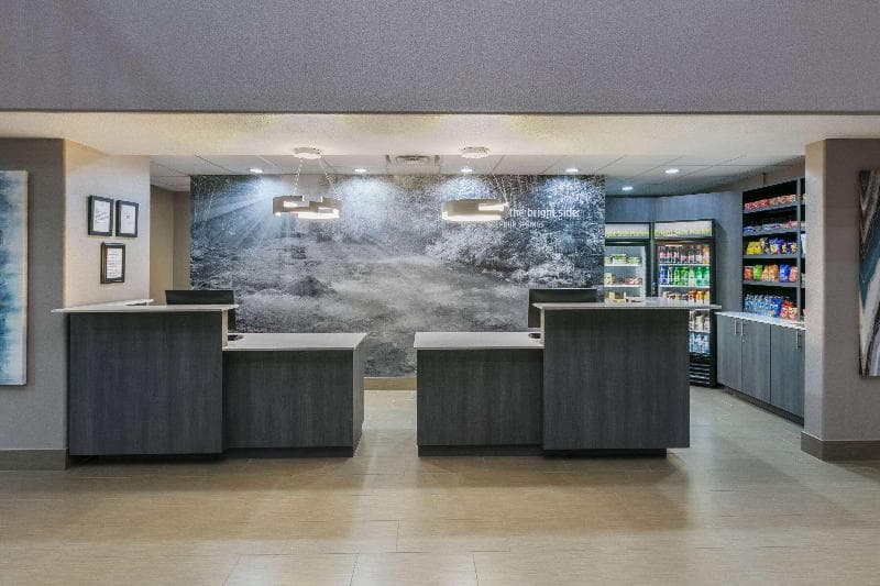 La Quinta Inn & Suites by Wyndham Sulphur Springs 1