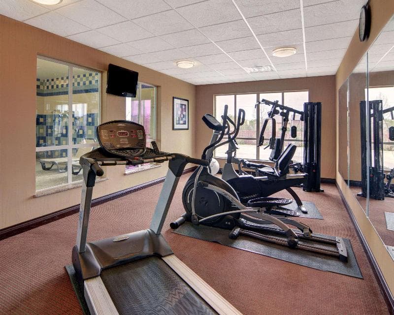 Comfort Inn & Suites Near Lake Lewisville 2