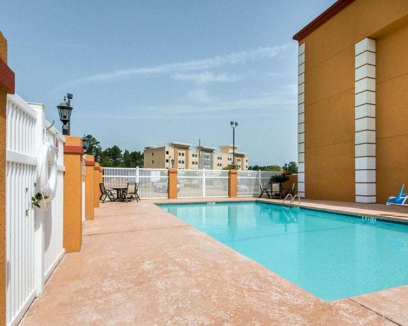 Quality Inn And Suites 5