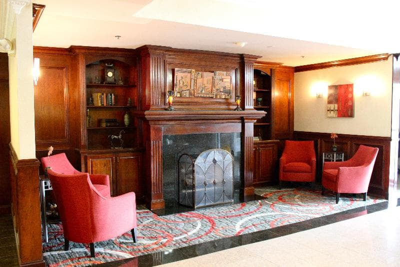 Holiday Inn Express & Suites Waterford 3