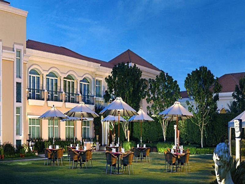 The Palms Town And Country Club photo 1
