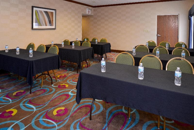 Holiday Inn Express And Suites Dayton Huber Height main