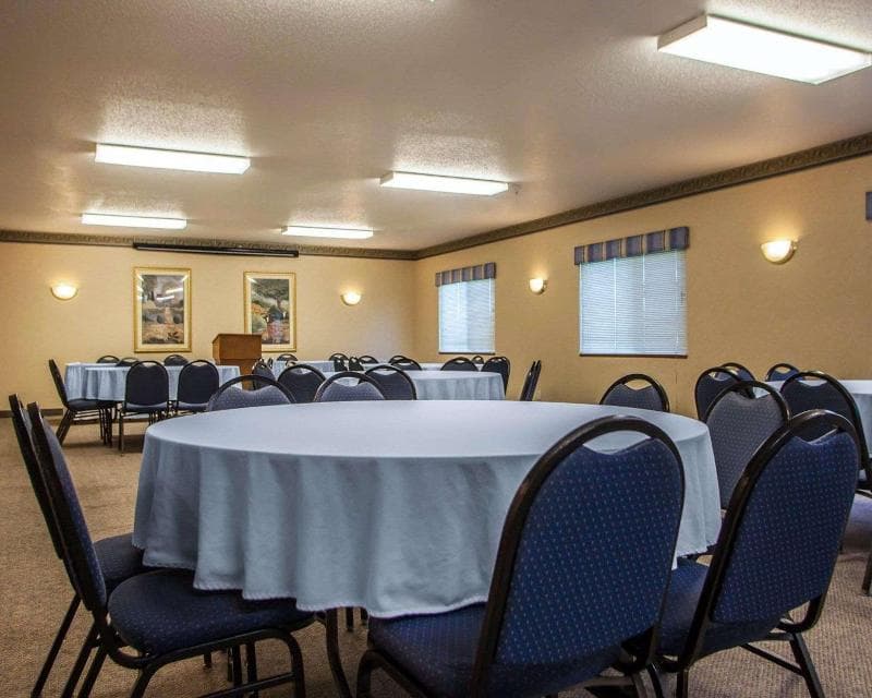 Quality Inn & Suites 5