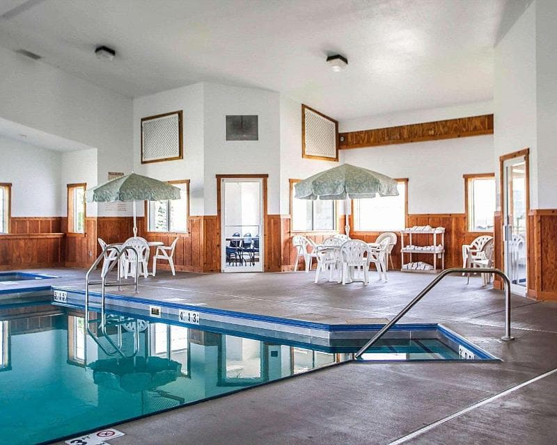 Quality Inn & Suites 4