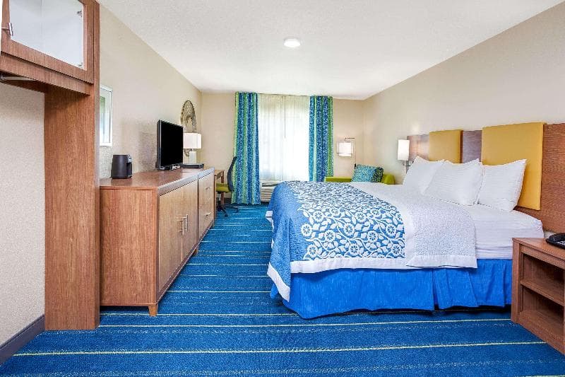 Days Inn By Wyndham North Dallas/Farmers Branch 2