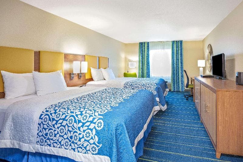 Days Inn By Wyndham North Dallas/Farmers Branch 5