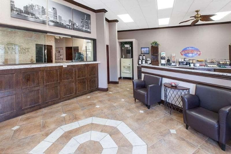Baymont by Wyndham Downtown Detroit 2