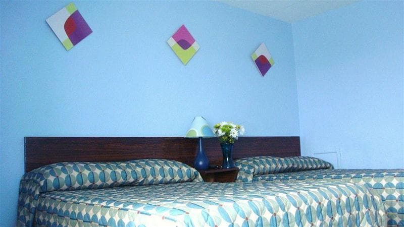 Tropicana Motel photo 1