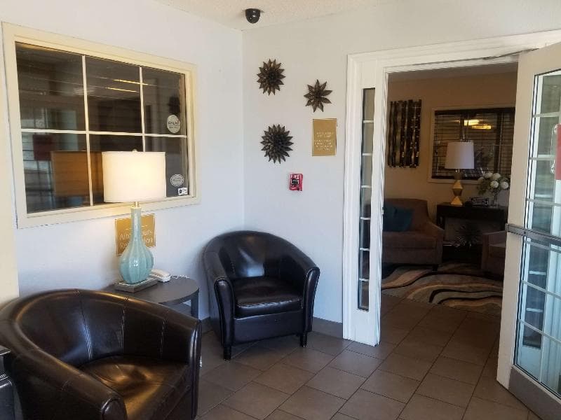 Sonesta Simply Suites Dallas Galleria 4
