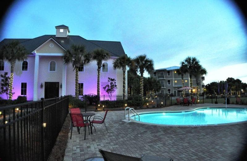 30-A Inn And Suites 5