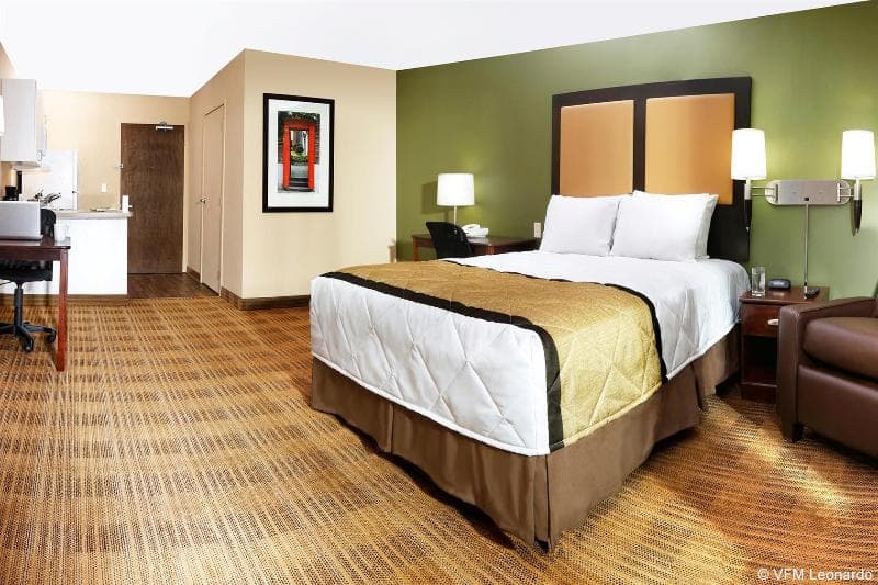 Extended Stay America Detroit Dearborn 5