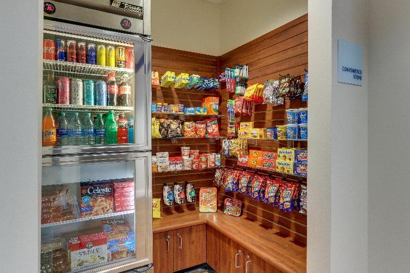 Holiday Inn Express & Suites Dayton-Centerville 4