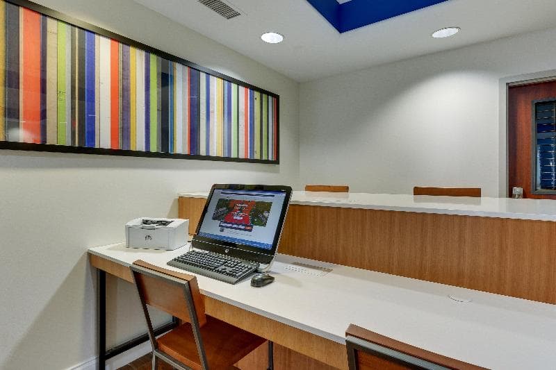Holiday Inn Express & Suites Dayton-Centerville 5