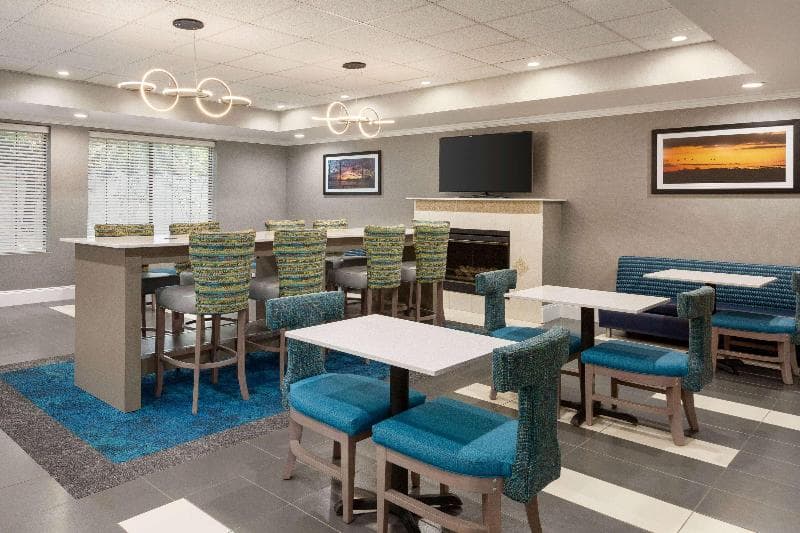 La Quinta Inn & Suites by Wyndham Dublin 3