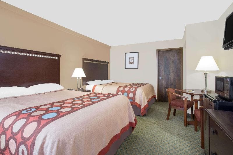 Super 8 by Wyndham Danville 3