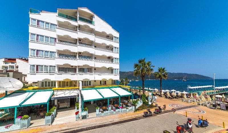 Honeymoon Beach Hotel main