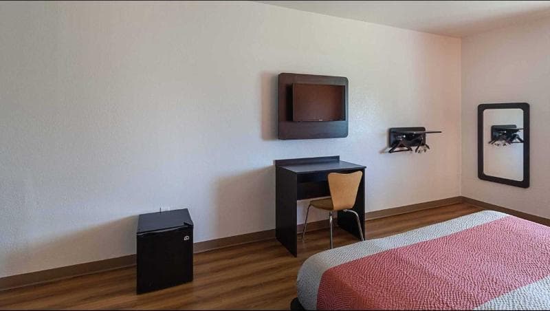 Motel 6 Fort Worth - Bedford 3