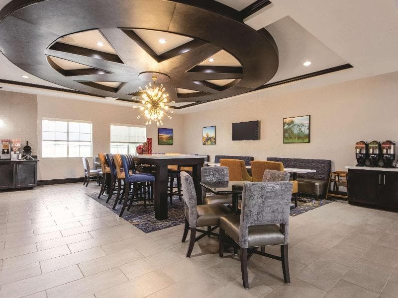 La Quinta Inn & Suites by Wyndham McKinney 3