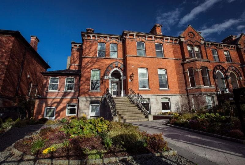 Roxford Lodge Hotel main