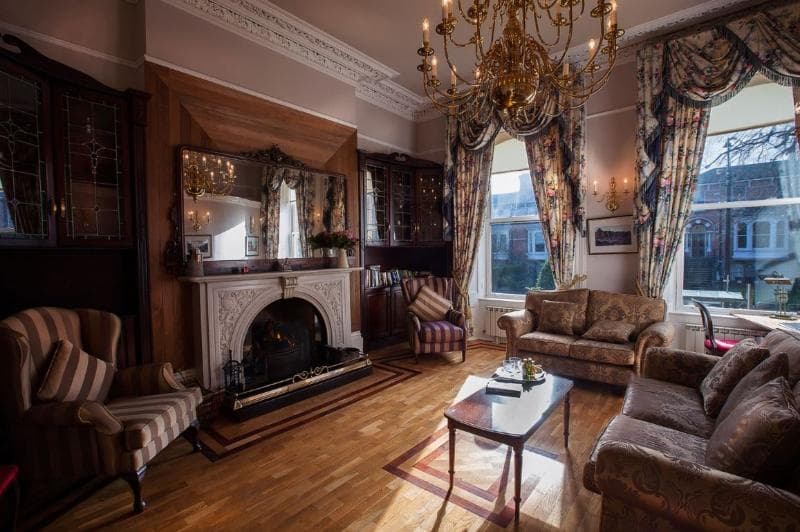 Roxford Lodge Hotel 2