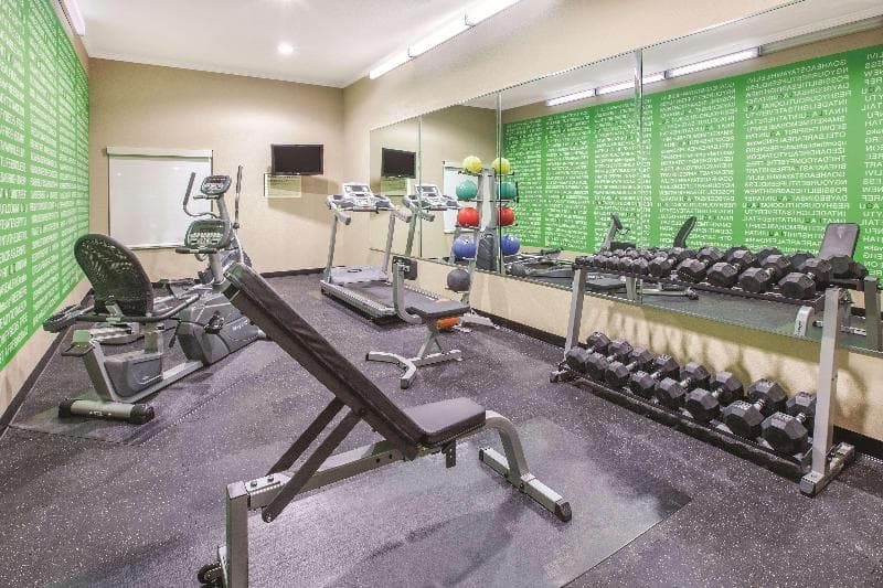 La Quinta Inn & Suites by Wyndham Garland Harbor Point 2