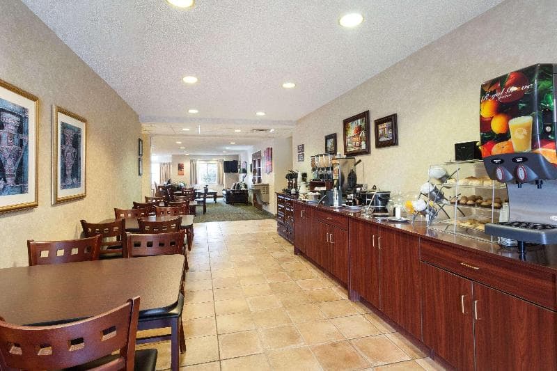 Sleep Inn Suites Decatur 4