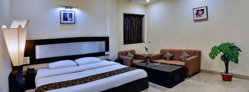 Hotel Regal photo 1