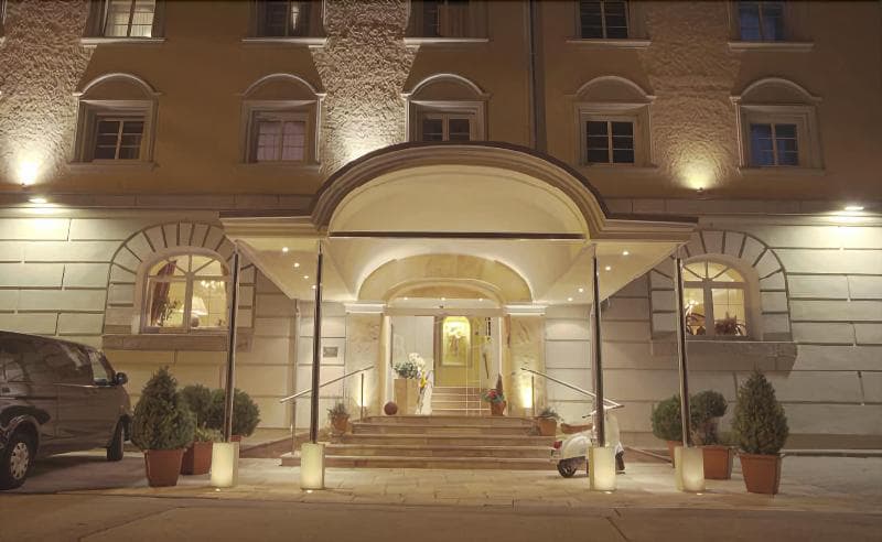 Donauhof 5