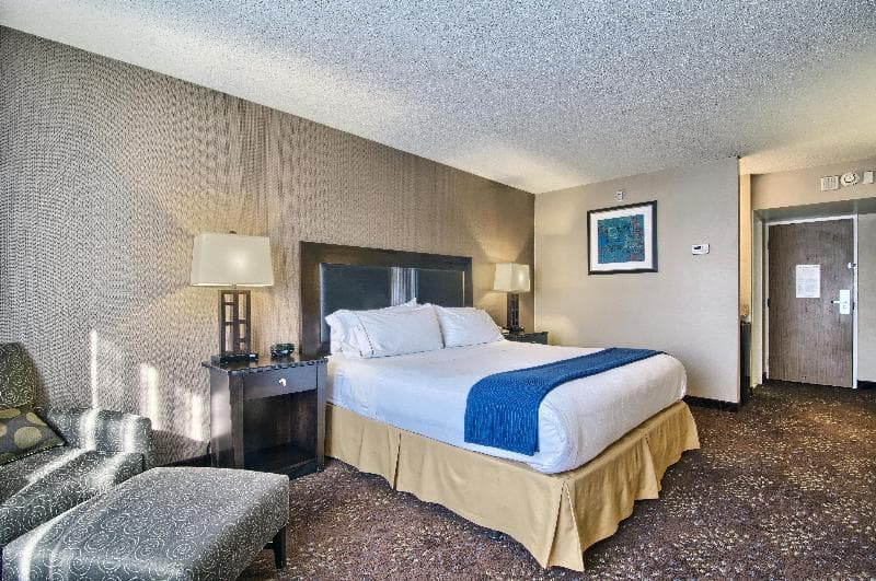 Holiday Inn Express Detroit - Birmingham 5