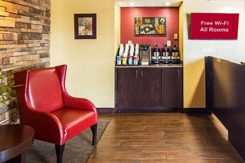 Red Oak Inn Detroit - Southfield photo 1