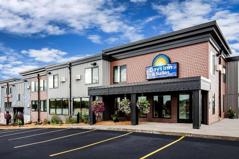 Days Inn & Suites By Wyndham Duluth By The Mall 5