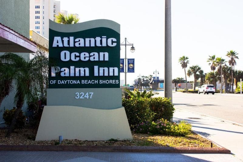Atlantic Ocean Palm Inn 5