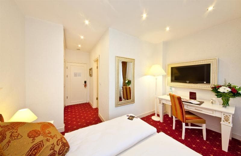 Hotel Unique Dortmund Hauptbahnhof photo 1