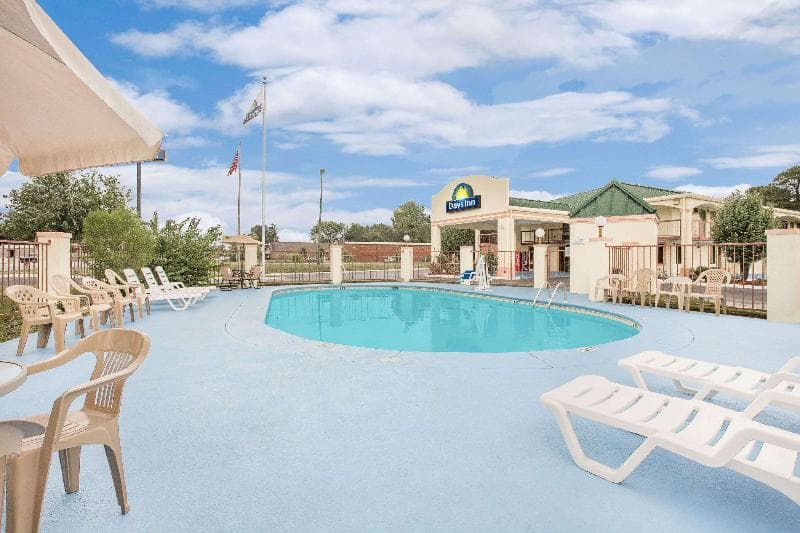 Days Inn By Wyndham Eufaula 4