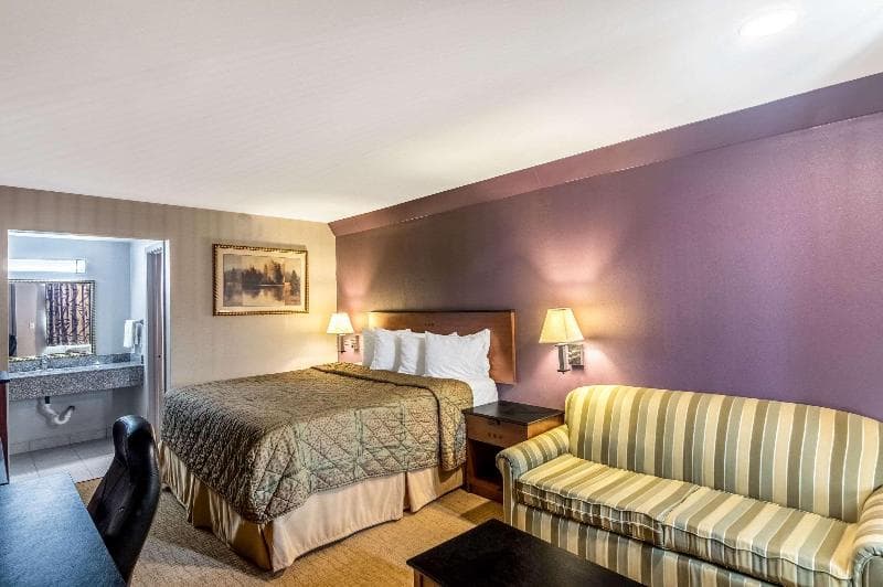 Rodeway Inn Arlington 2