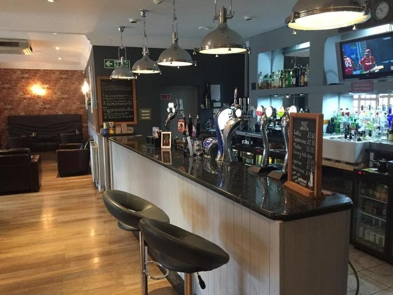 The Littleover Lodge Hotel 3